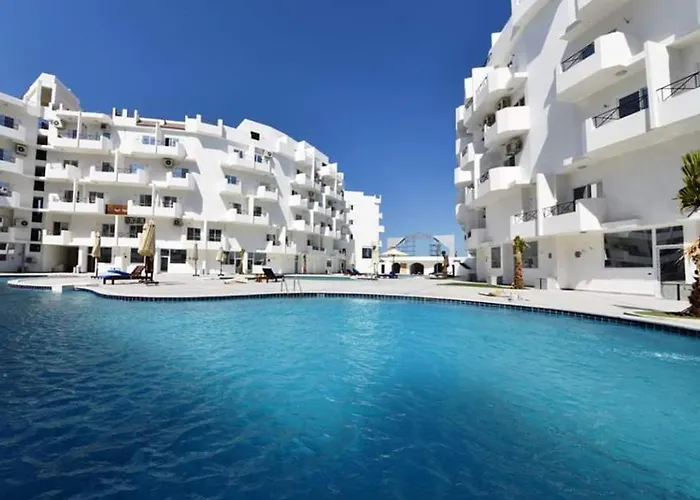 Bluehouse Near The Sea Redsealine * Hurghada