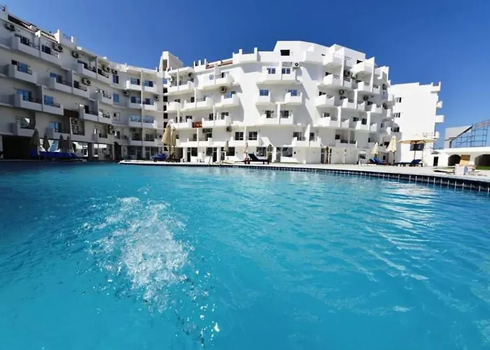 Bluehouse Near The Sea Redsealine * Hurghada